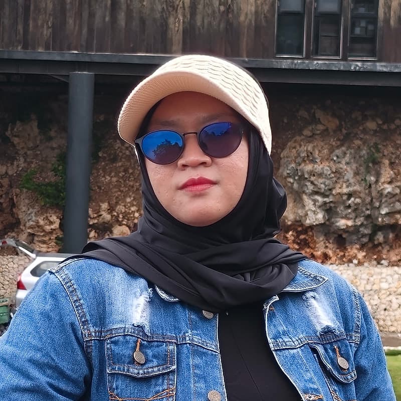 Foto Marni Sumiati